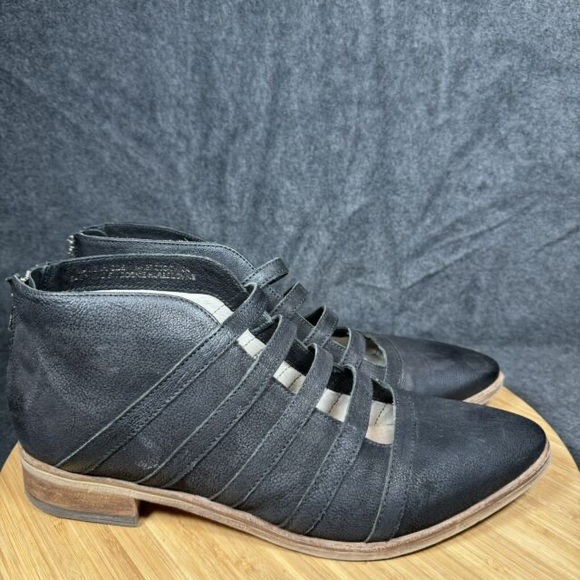 Free People Emma Black Leather Strappy Ankle Booties - Picture 5 of 11